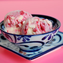 Raspberry Cheesecake Ice Cream