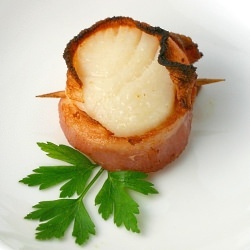 Bacon-wrapped Scallops