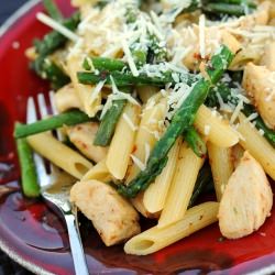 Aleppo Pepper Chicken Pasta Toss