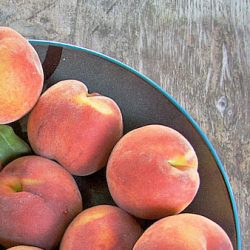 Buying and Storing Peaches