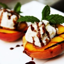 Grilled Peaches with Ricotta Cheese