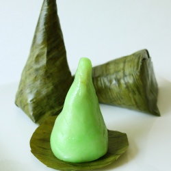 Glutinous Rice Cake/Kuih Koci