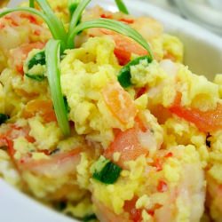 Stir Fry Prawns & Eggs with Milk