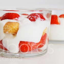 Yogurt Espuma with Strawberries