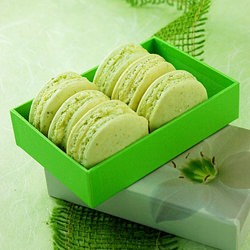 Pistachio Lemon Cream Macarons