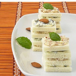 Basil and Almonds Tartine