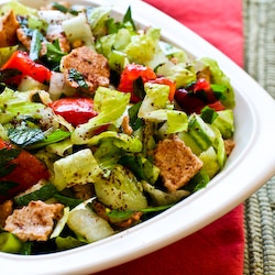 Fattoush (Lebanese Salad)