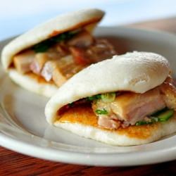 Momofuku Steamed Pork Buns