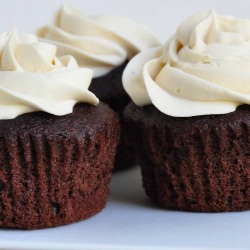 Choc. Cupcakes w Kahlua Buttercream