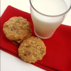 Raisinette Oatmeal Cookies