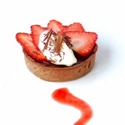 Chocolate Truffle Strawberry Tarts