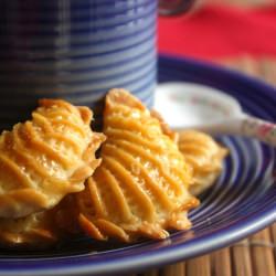Sesame Seed and Peanut Cookies