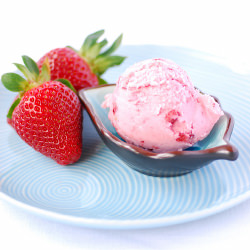 Strawberry Yoghurt Ice Cream
