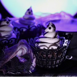 Three Little Ghosties