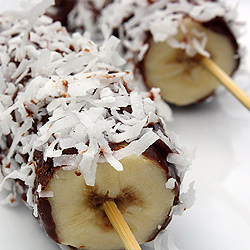 Frozen Banana Nutella pops