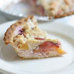 Peach and Crème Fraîche Pie
