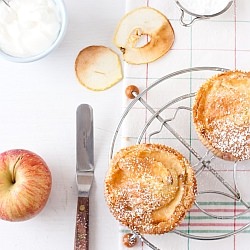 Mom’s Apple Cardamom Cake