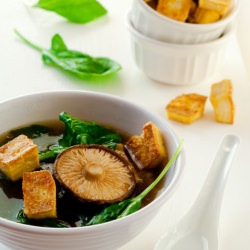 Spinach Shitake Soup with Tofu
