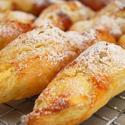 Easy Cheese Danish