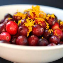 Clean Eating Cranberry Sauce
