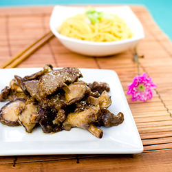Beef, Mushroom & Oyster Sauce