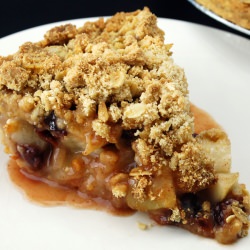 Fresh Pear Pie with Dried Cherries