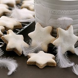 Zimtsterne-German Christmas Cookies