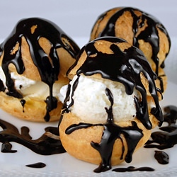 Profiteroles