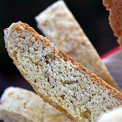 Cantucci {Tuscan Cookies}