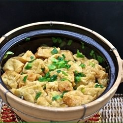 Fried Tofu Simmered with Scallion