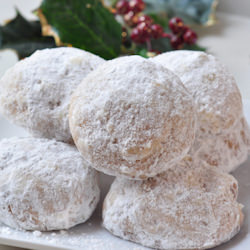 Ginger Nut Snowballs