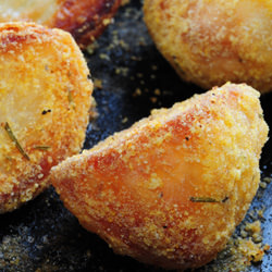 Polenta-coated Roast Potatoes