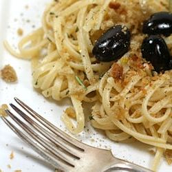 Warmed Olive and Garlic Pasta