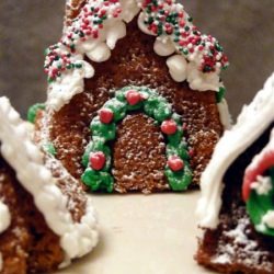 Gingerbread Cake Houses