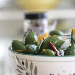 Orange and Fennel Olives