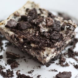 Oreo Cheesecake Bars