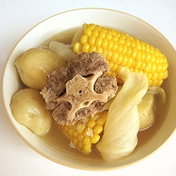 Clear Oxtail Soup w/Corn & Cabbage