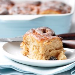 Cinnamon Raisin Buns