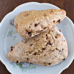 Low-Fat Chocolate Toffee Scones