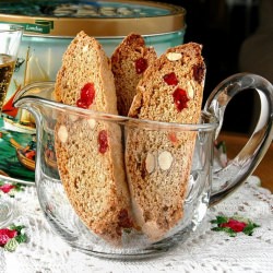 Carquinyolis or Catalan Cantuccini