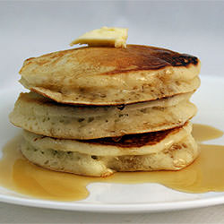 Fluffy Pancakes with Maple Syrup