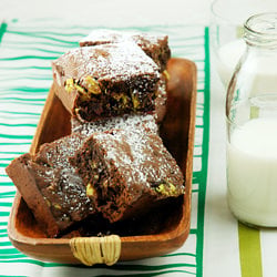 Cranberry Pistachio Brownies