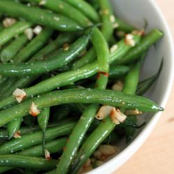 Spicy Garlic Green Beans