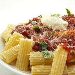 Pasta with Zinfandel Tomato Sauce