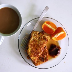 French Toast coated with Cornflakes
