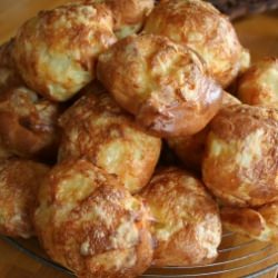 Gougères – French Cheese Puffs