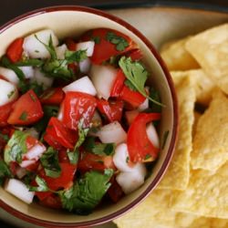 Fresh and Easy Pico De Gallo Recipe