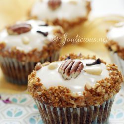Apple Spice Muffins w/Maple Frosting