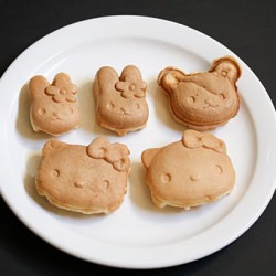 Hello Kitty Waffles