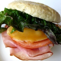 Bagel Sandwich with Gouda and Ham